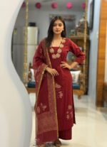 ANNI Designer Women's Rayon Viscose Straight fit Printed Embroidered Kurta with Pant & Dupatta | Ethnic Kurta Set for Women | Daily, Office & Festive Traditional - Image 4