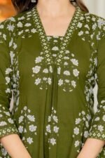 PARTHVI Women's Pure Cotton Block Printed Ethnic Wear Kurta & Palazzo Pants & Dupatta Set - Image 4