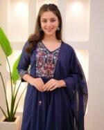 KLOSIA Women Kurta Set - Image 2