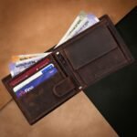 URBAN FOREST Zeus Vintage Brown Leather Bi-Fold Wallet for Men, 6 Card Slot - Image 3